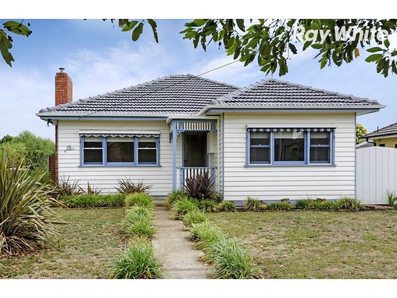15 Cash Street, Kingsbury VIC 3083