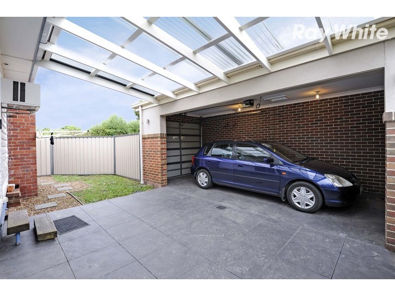15 Cash Street, Kingsbury VIC 3083