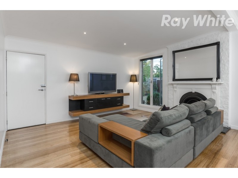 301 Grimshaw Street, Watsonia VIC 3087