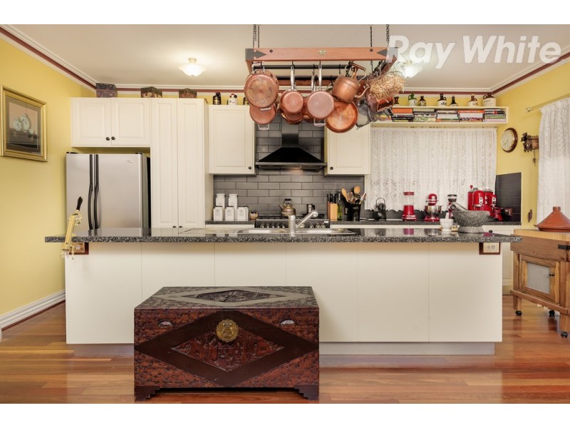 10 Forest View, Bundoora VIC 3083