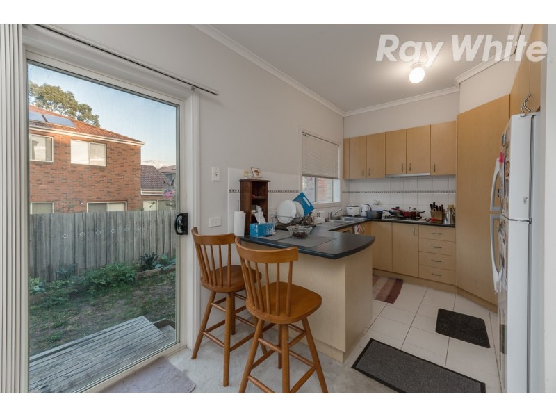 6 Redbark Hill Circuit, South Morang VIC 3752