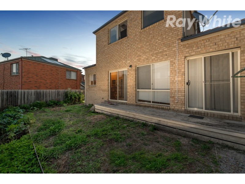 6 Redbark Hill Circuit, South Morang VIC 3752