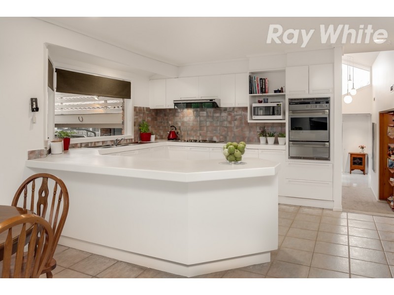 70 Cheadle Crescent, Bundoora VIC 3083