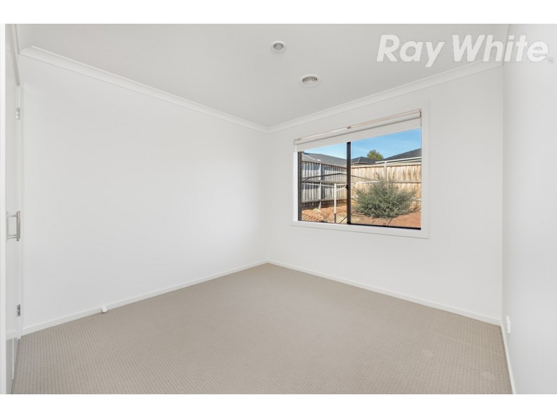 46 Macknight Wynd, Doreen VIC 3754