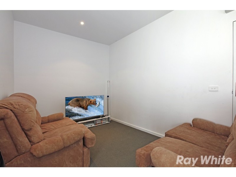 8/99 Barton Street, Reservoir VIC 3073