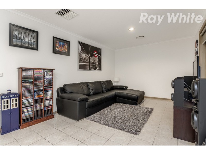 1 Westleigh Court, Mill Park VIC 3082