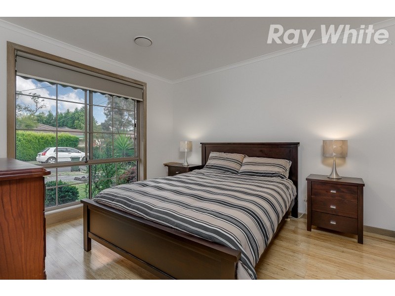 1 Westleigh Court, Mill Park VIC 3082