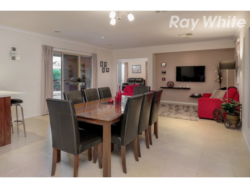 4 Graffs Avenue, Doreen VIC 3754