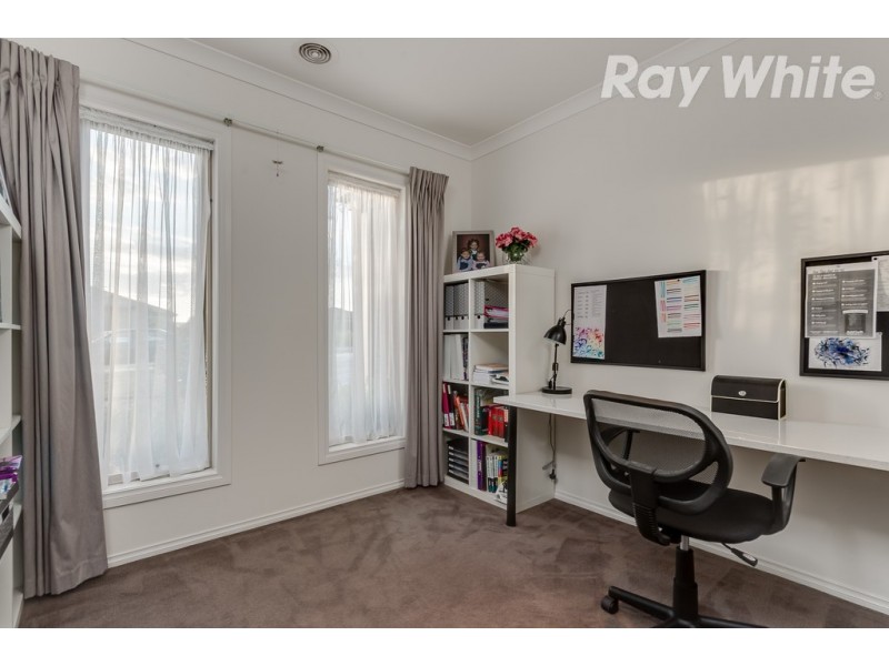 4 Graffs Avenue, Doreen VIC 3754