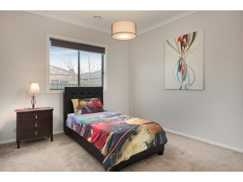 14 St Leonard Drive, South Morang VIC 3752