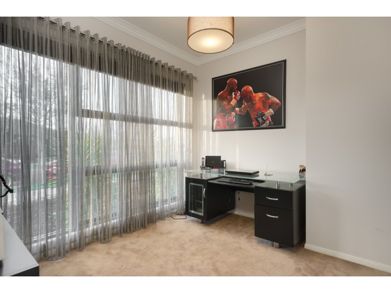 14 St Leonard Drive, South Morang VIC 3752