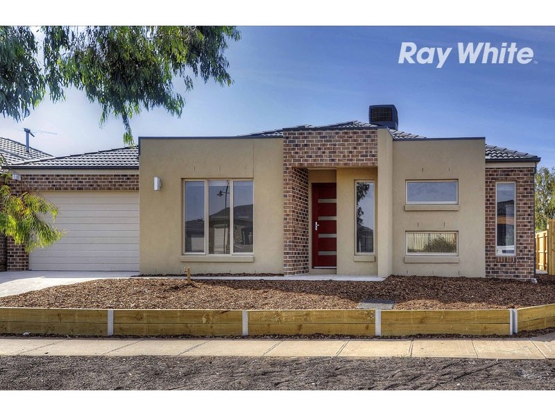 57 Dalray Crescent, Kurunjang VIC 3337