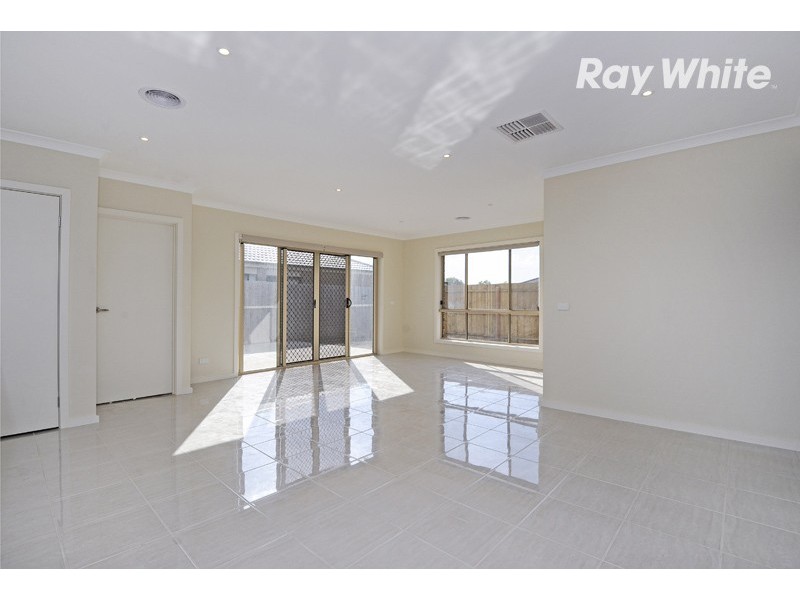 57 Dalray Crescent, Kurunjang VIC 3337