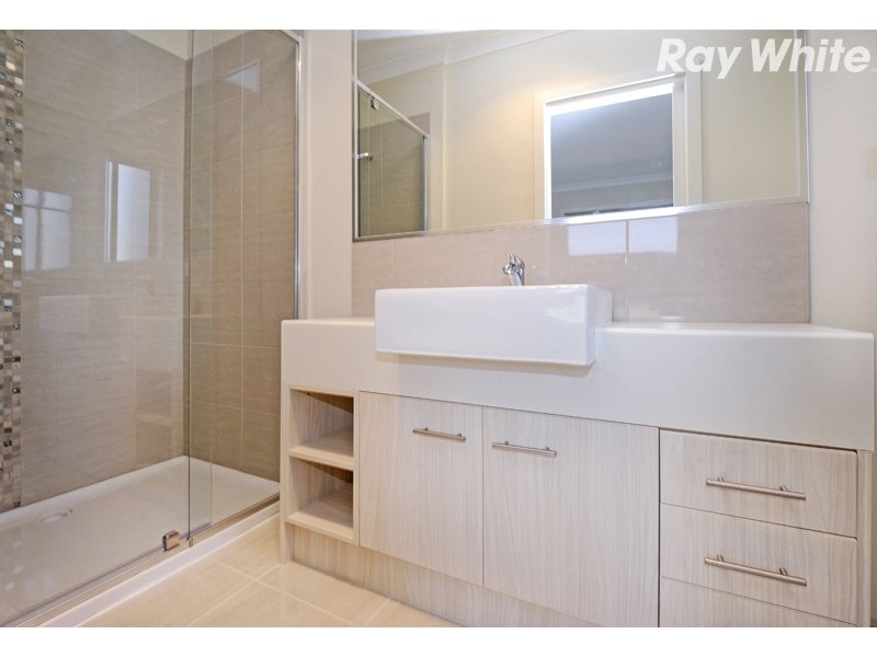57 Dalray Crescent, Kurunjang VIC 3337
