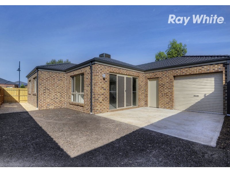57 Dalray Crescent, Kurunjang VIC 3337