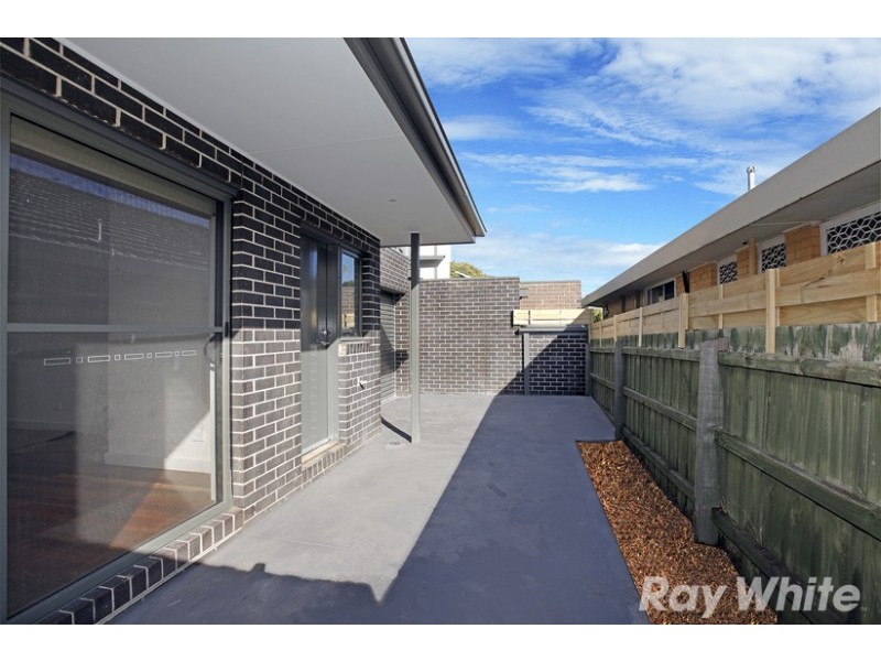 5A Maryborough Avenue, Kingsbury VIC 3083