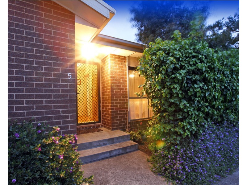 5/1 Kellaway Cresent, Mill Park VIC 3082