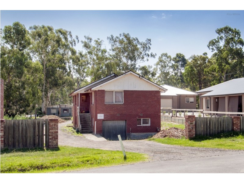 75 Railway Parade, Eltham VIC 3095