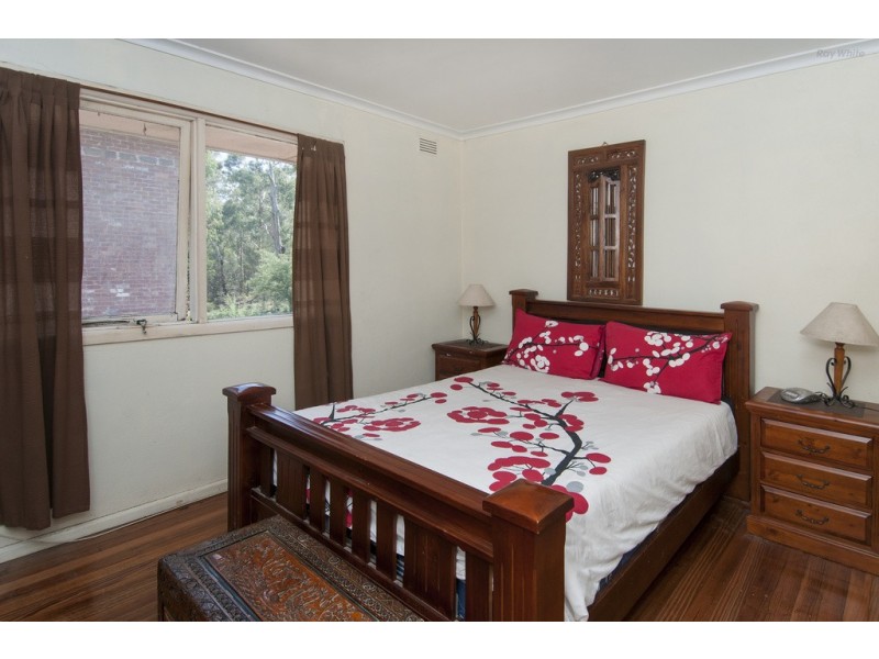 75 Railway Parade, Eltham VIC 3095