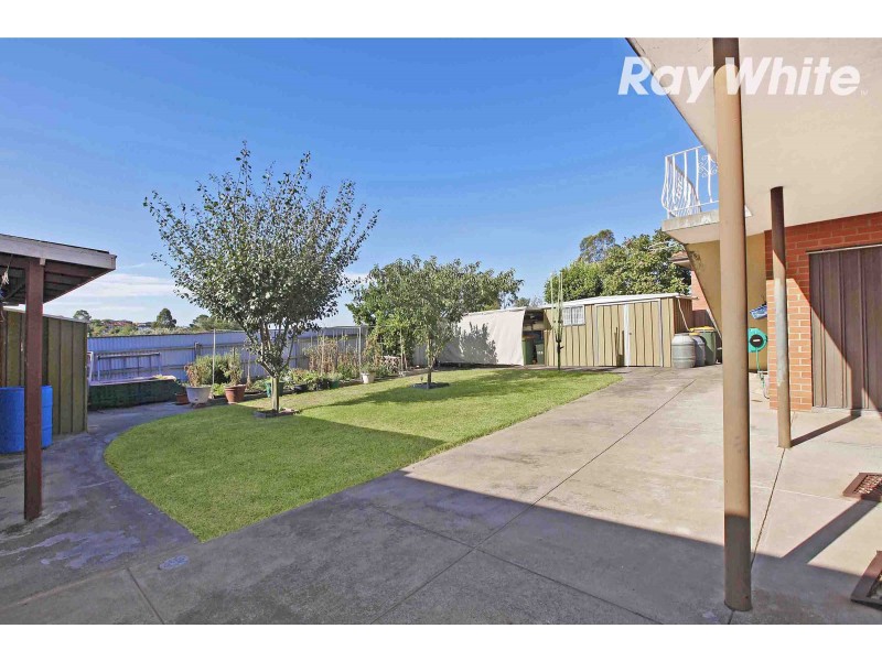 102 The Fairway, Kingsbury VIC 3083