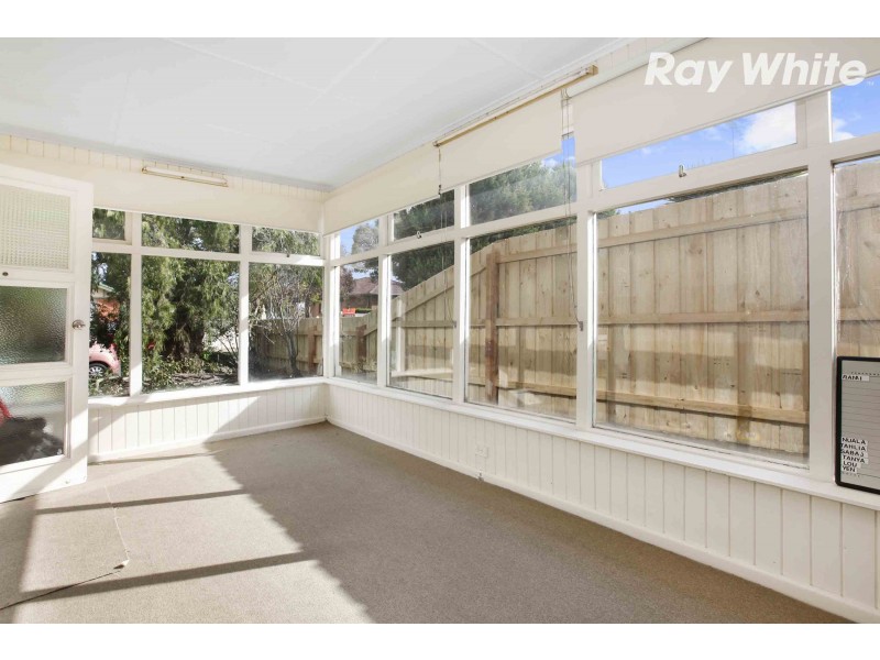 10 Scott Grove, Kingsbury VIC 3083