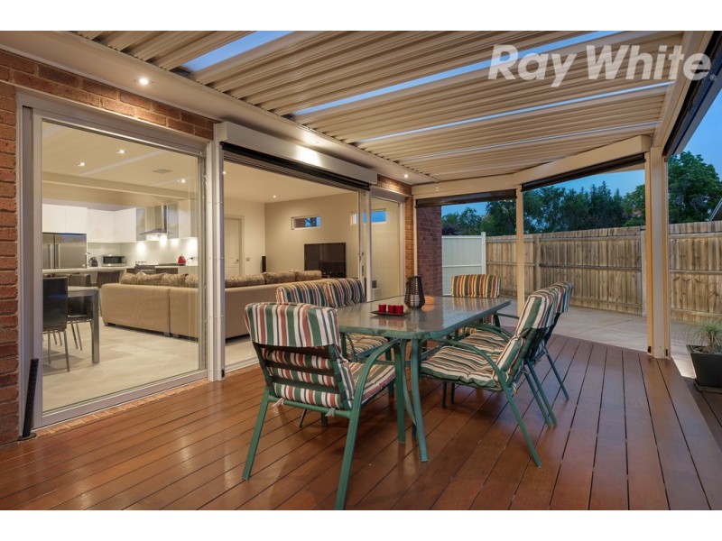 5 Bachli Close, Mill Park VIC 3082