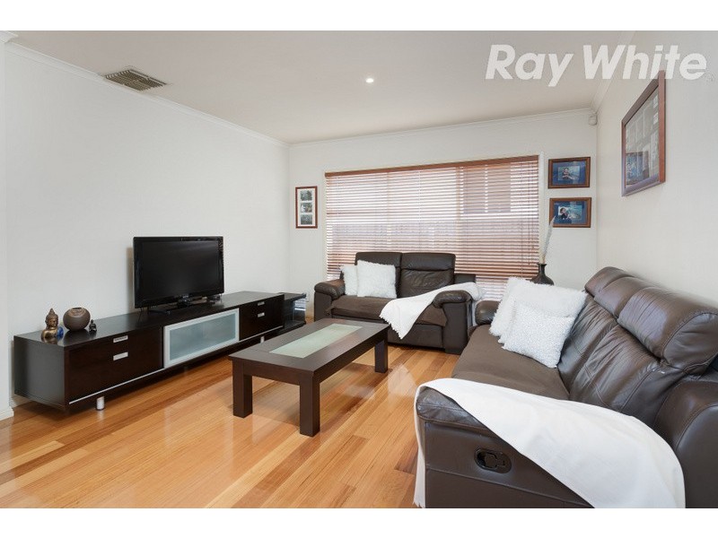 33 Hutchins Circuit, Bundoora VIC 3083