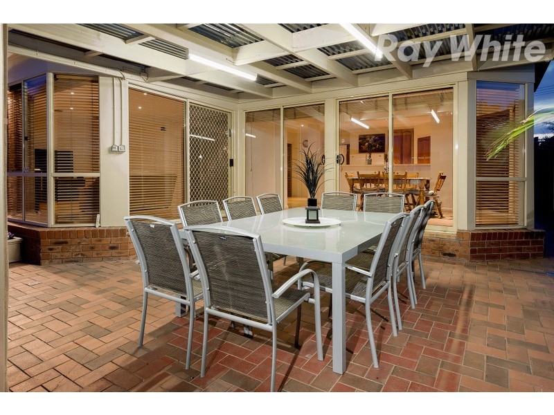 33 Hutchins Circuit, Bundoora VIC 3083