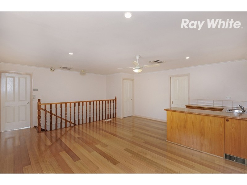 23 Flag Street, Kingsbury VIC 3083