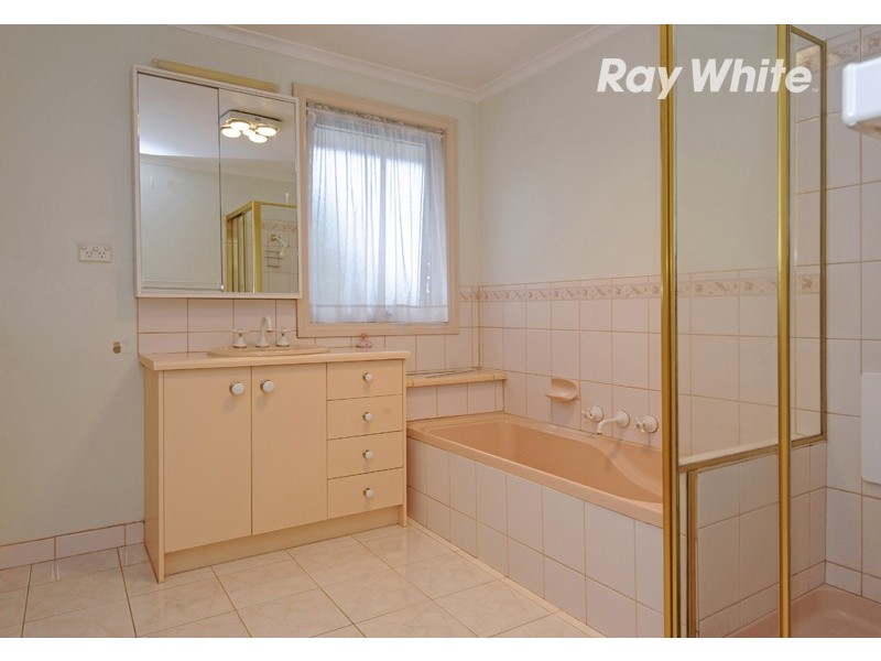 23 Flag Street, Kingsbury VIC 3083