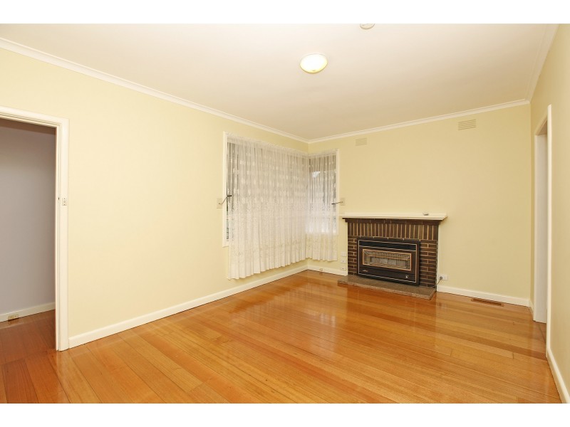 31 Bunker Avenue, Kingsbury VIC 3083