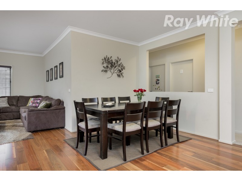 28 Cairn Drive, South Morang VIC 3752