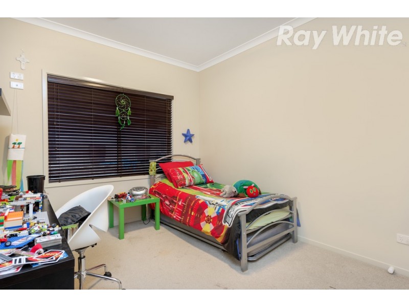 28 Cairn Drive, South Morang VIC 3752