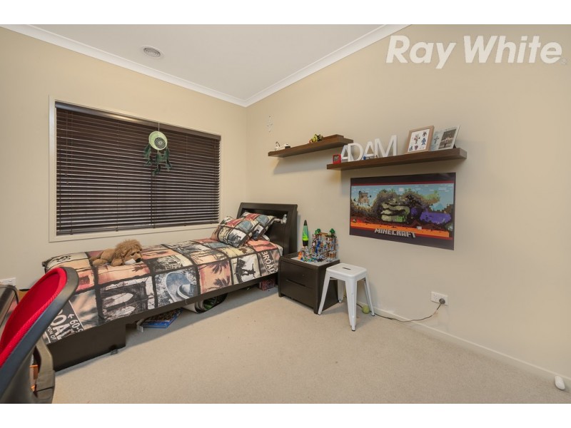 28 Cairn Drive, South Morang VIC 3752