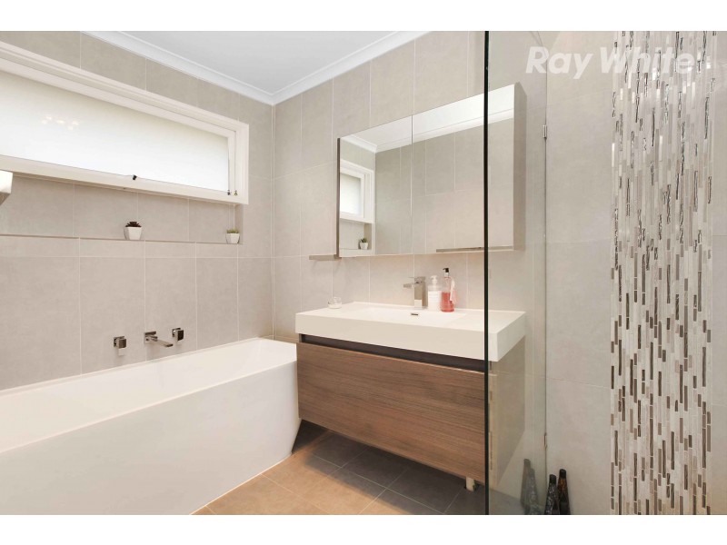 6 Dent Court, Thomastown VIC 3074