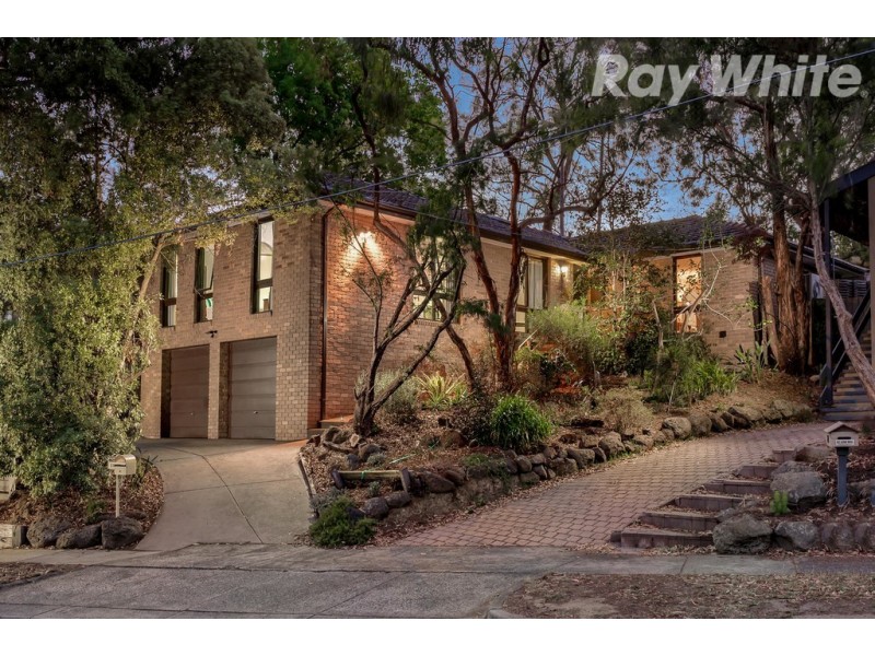 19 Michelle Avenue, Watsonia North VIC 3087