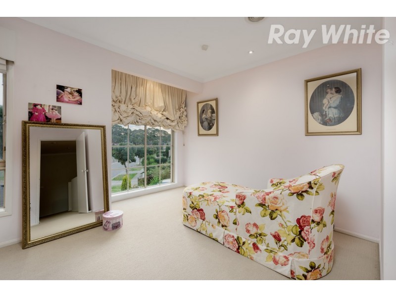 27 Tennyson Circuit, Mill Park VIC 3082