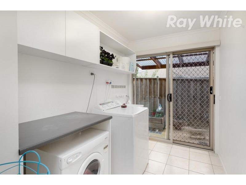 27 Tennyson Circuit, Mill Park VIC 3082