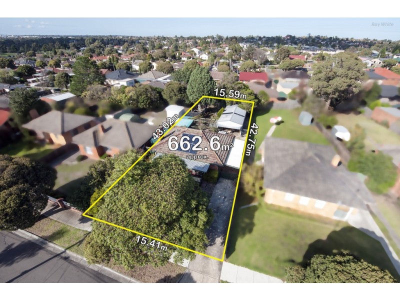 82 Whitelaw Street, Reservoir VIC 3073