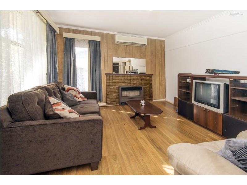 82 Whitelaw Street, Reservoir VIC 3073