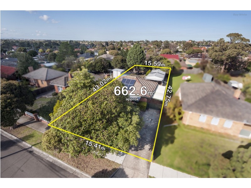 82 Whitelaw Street, Reservoir VIC 3073