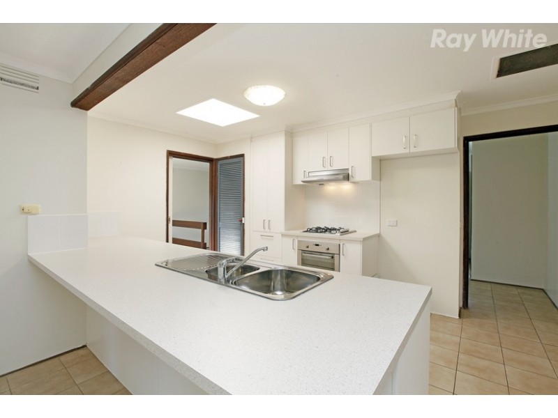 18 Streeton Circuit, Mill Park VIC 3082