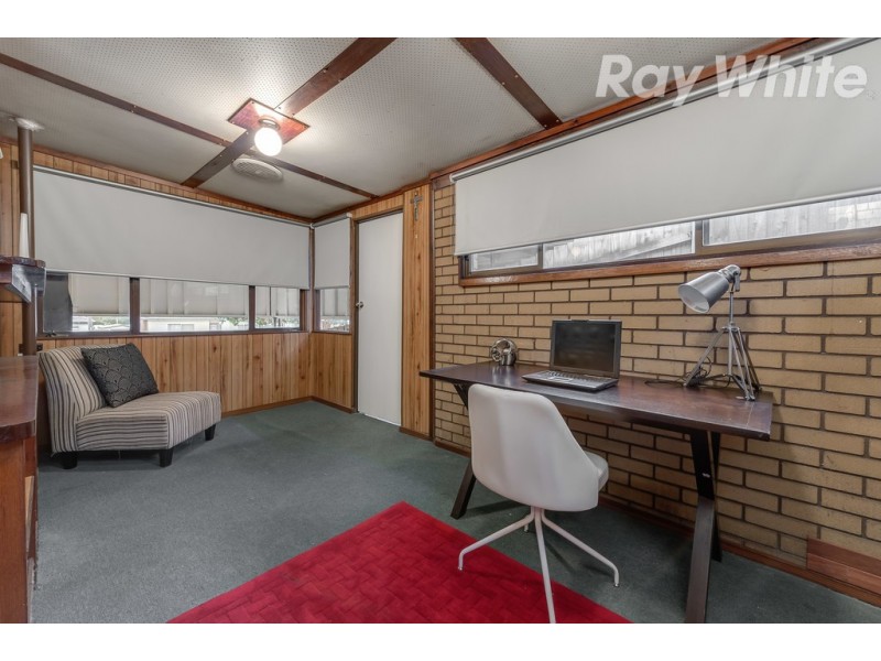 26 Keats Avenue, Kingsbury VIC 3083