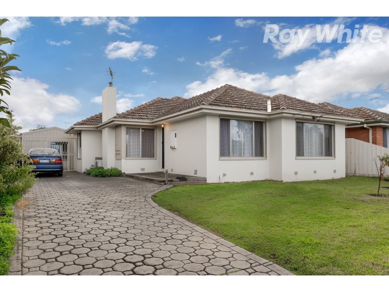 15 Stella Drive, Thomastown VIC 3074