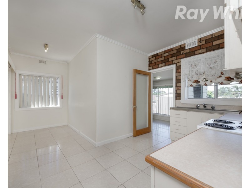 25 Keats Avenue, Kingsbury VIC 3083