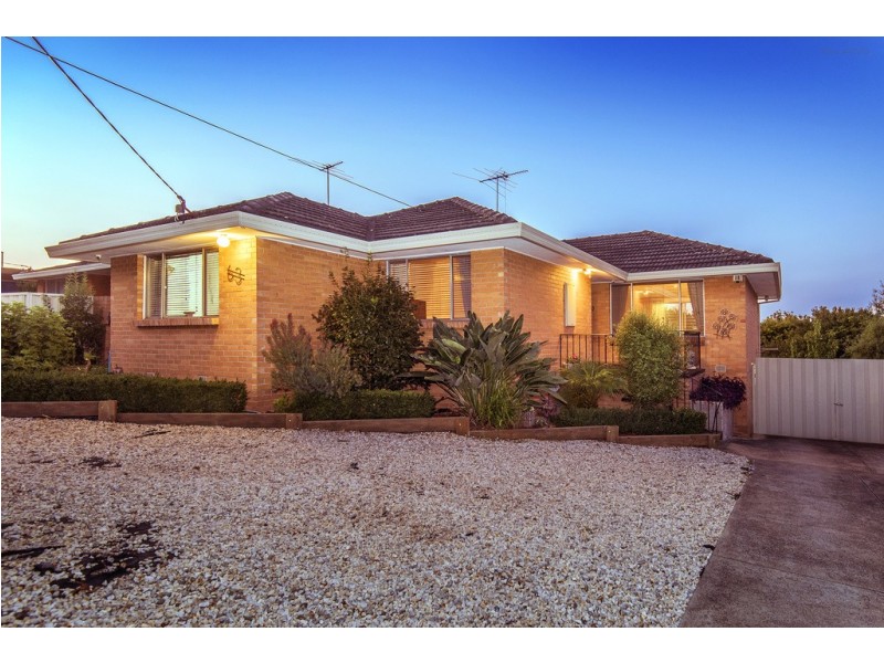 63 Caroline Drive, Templestowe Lower VIC 3107