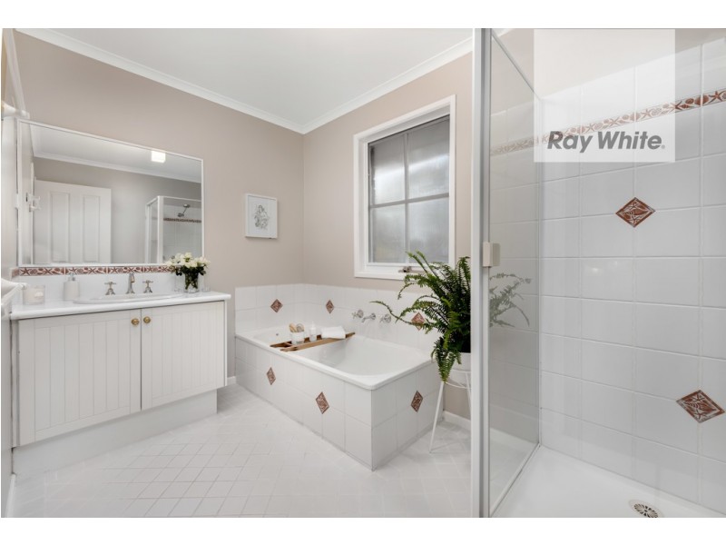 1 Springwood View, Bundoora VIC 3083