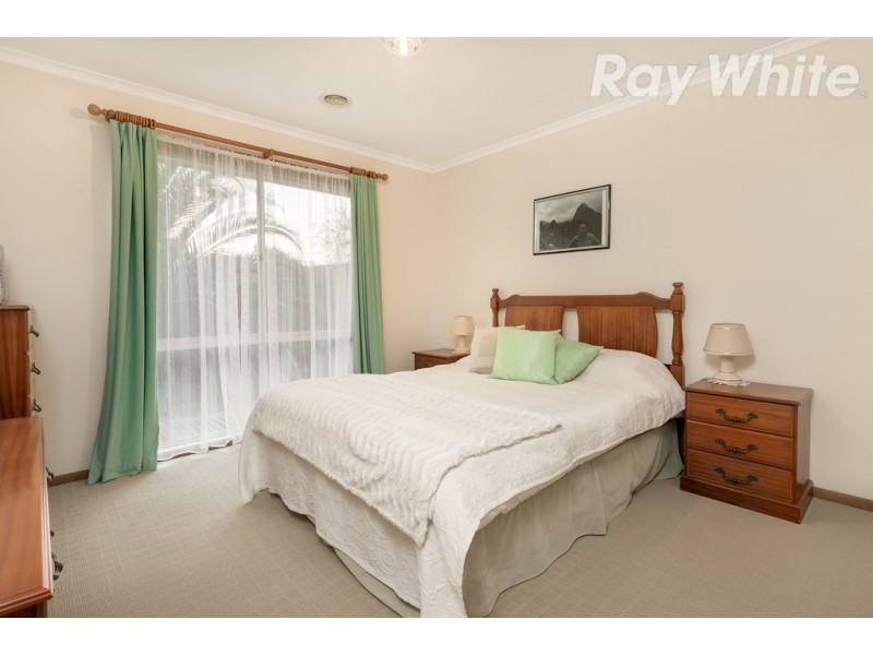 96 Edmund Rice Parade, Watsonia VIC 3087