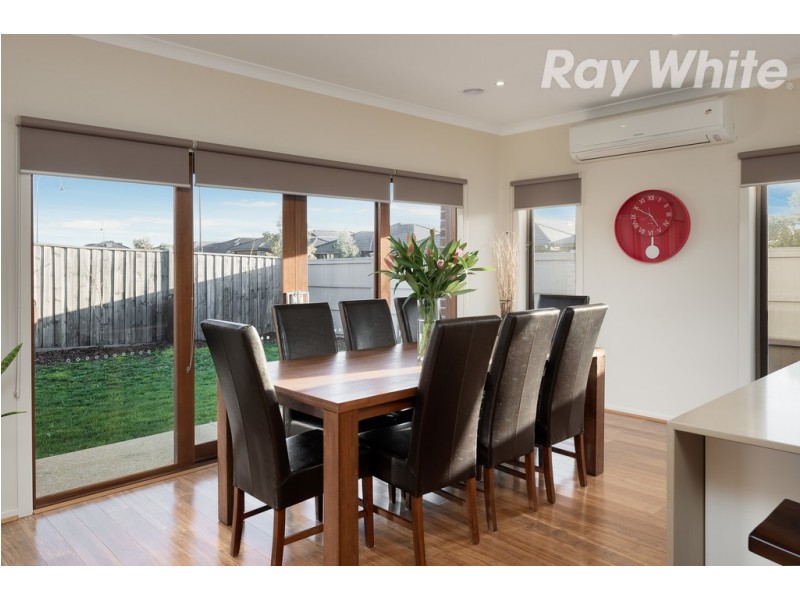 2 Barrett Place, Doreen VIC 3754