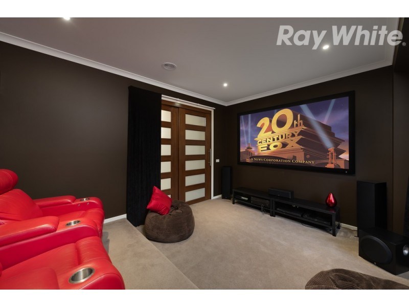 2 Barrett Place, Doreen VIC 3754